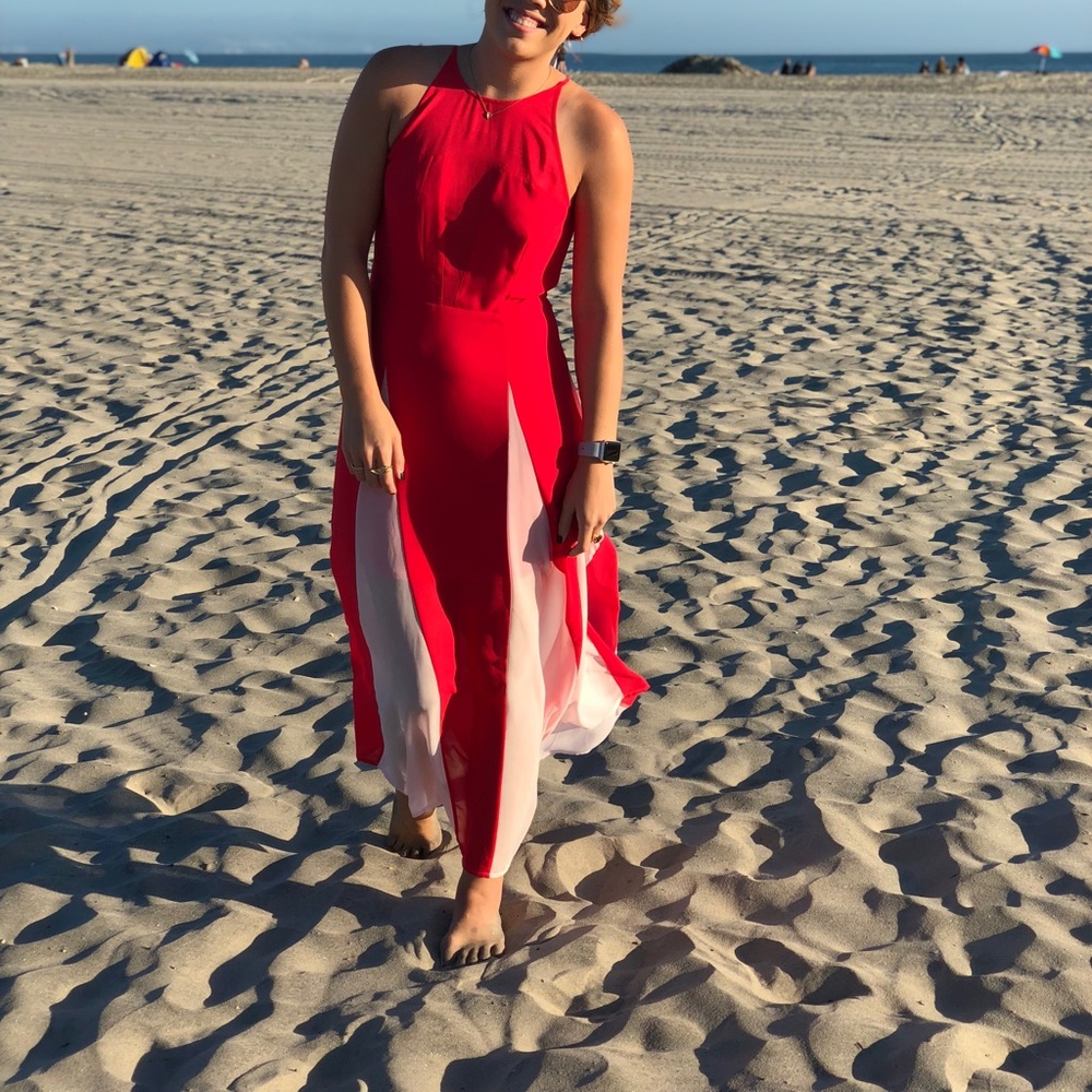 Red Sleeveless Maxi Dress